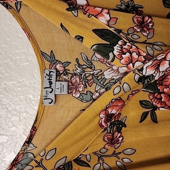 J for Justify Floral Ruffled Romper - Picture 5 of 9